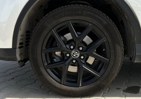 Toyota RAV4 cena 99900 przebieg: 131170, rok produkcji 2017 z Skoki małe 172